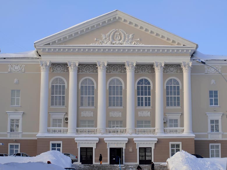 купить диплом в Новоуральске